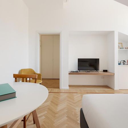 Spiga 46 Suites By Brera Apartments Milan Luaran gambar