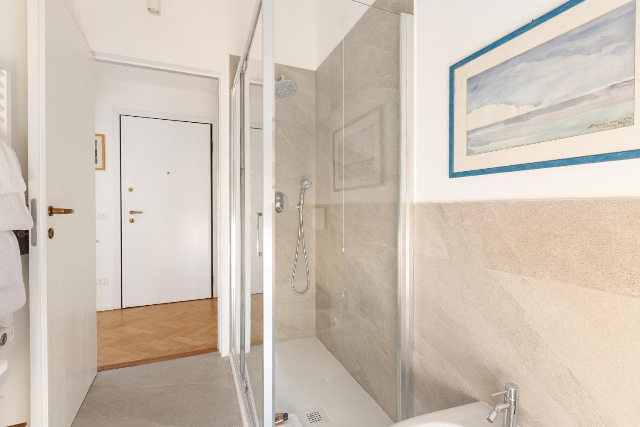 Spiga 46 Suites By Brera Apartments Milan Luaran gambar