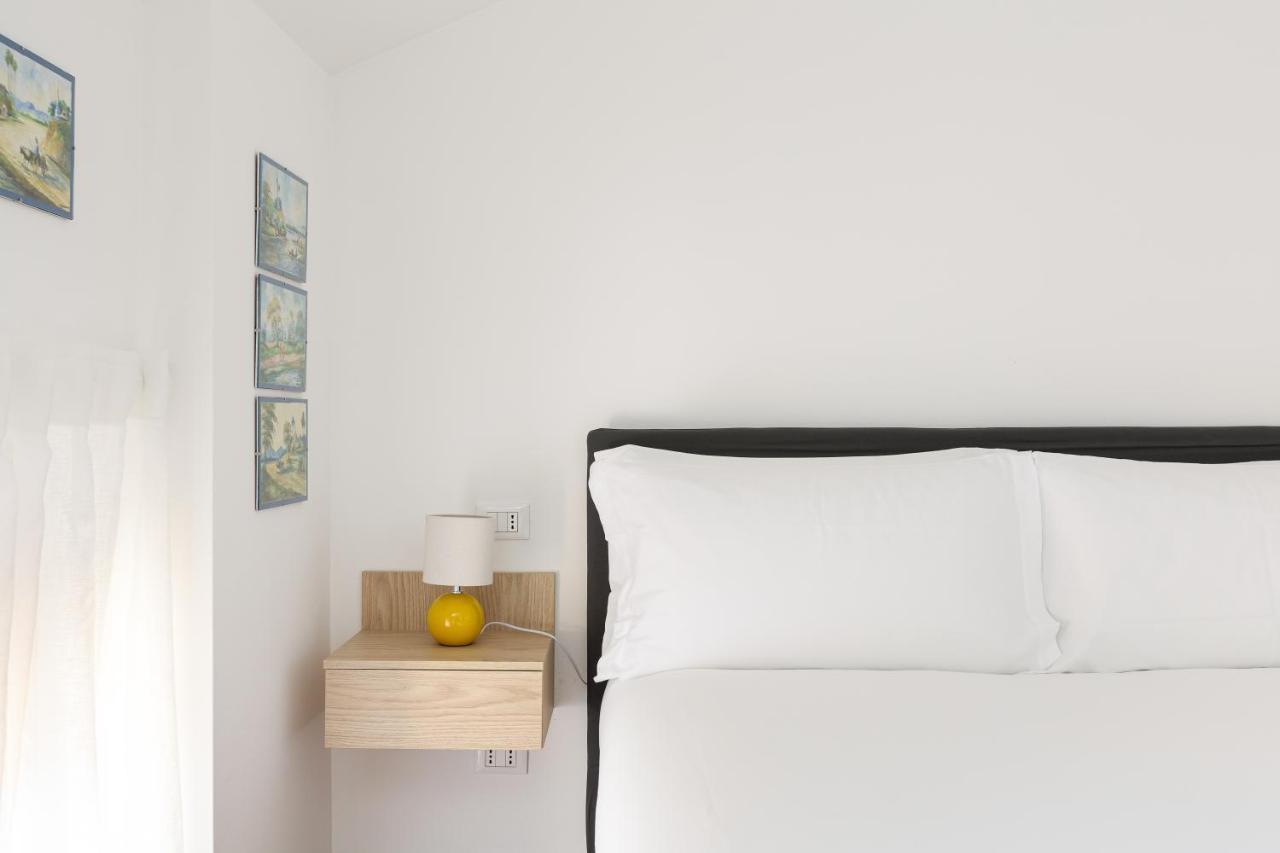 Spiga 46 Suites By Brera Apartments Milan Luaran gambar